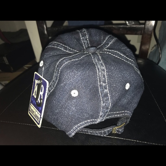 Hat - Picture 3 of 3